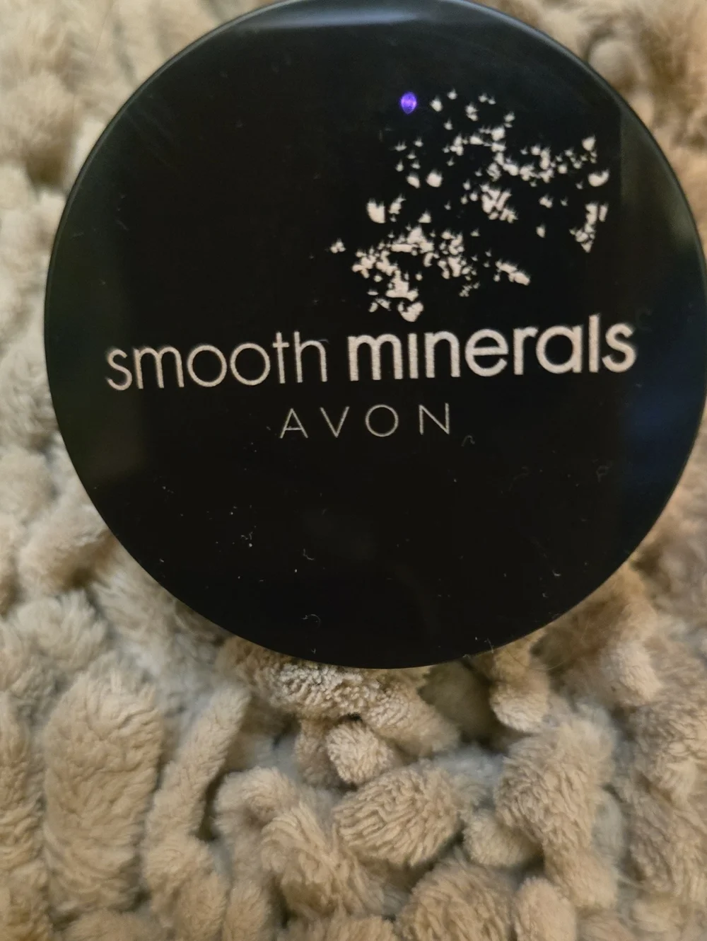 Avon Smooth Minerals Powder Foundation F2306 Bronze